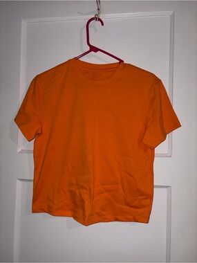 NWOT Lululemon S/M Orange T-Shirt